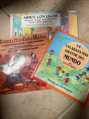 Spanish children’s books-lot of 3
